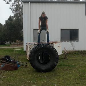 Meet your Posher, Joel